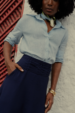 Carregar imagem no visualizador da galeria, Camisa Tokio Lima + Saia Midi Madri Detalhe Cós
