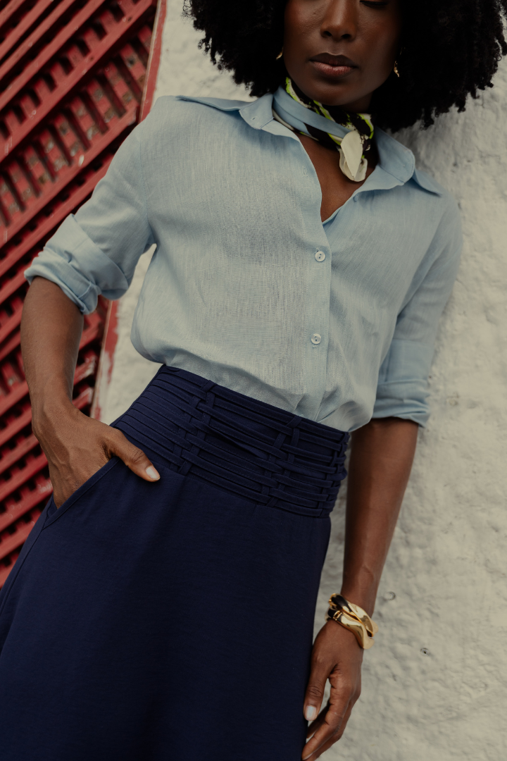 Camisa Tokio Lima + Saia Midi Madri Detalhe Cós