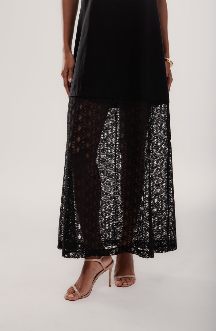 Vestido Praga Longo Detalhe em Renda