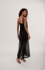 Carregar imagem no visualizador da galeria, Vestido Praga Longo Detalhe em Renda
