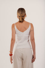 Carregar imagem no visualizador da galeria, Regata Lima Alça Fina Linho 100% Linho
